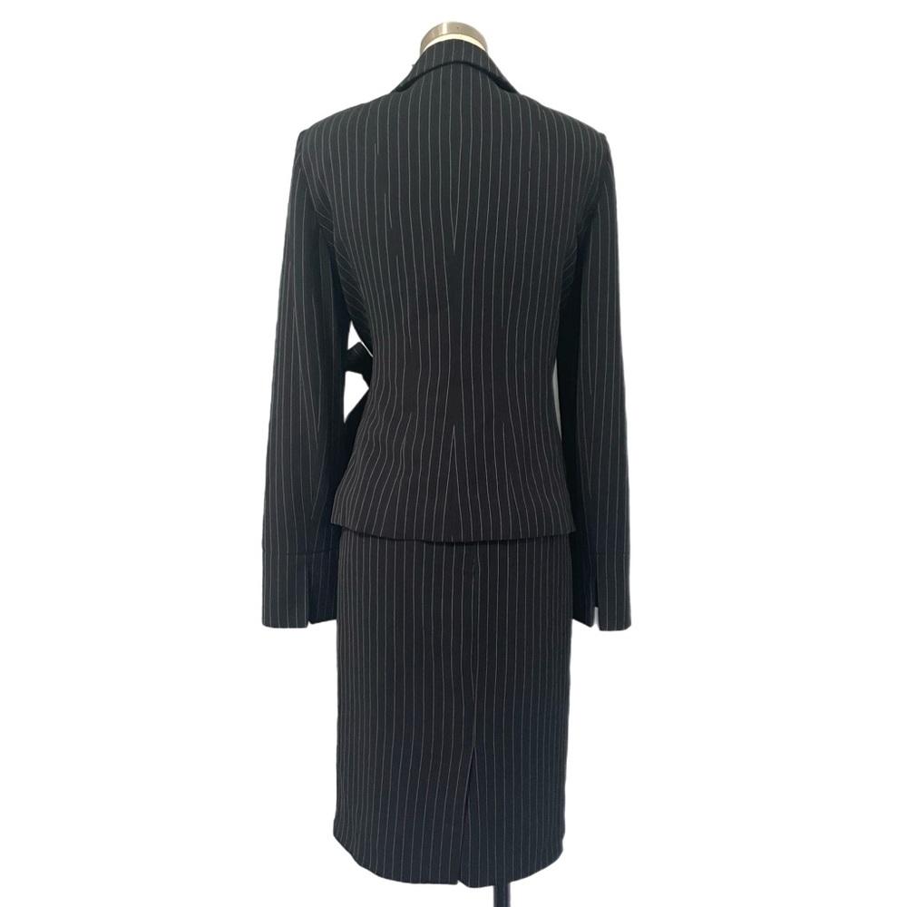 Vintage Armani Collezioni women’s suit size 6/8 - Picture 2 of 11